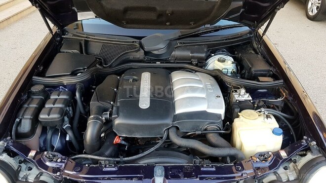 Mercedes E 220 2000, 278,000 km - 2.2 л - Bakı