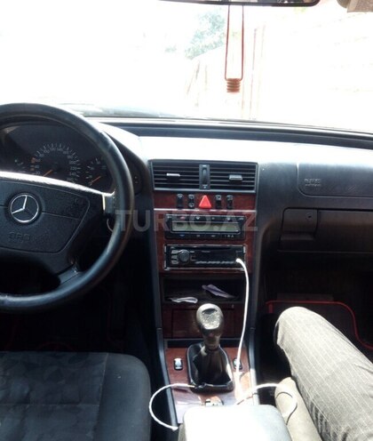 Mercedes C 240 1998, 259,000 km - 2.4 л - Bakı