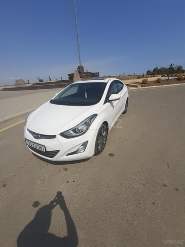 Hyundai Elantra 2015, 100,100 km - 1.8 l - Neftçala