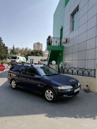 Opel Vectra 1999, 330,000 km - 1.6 l - Bakı