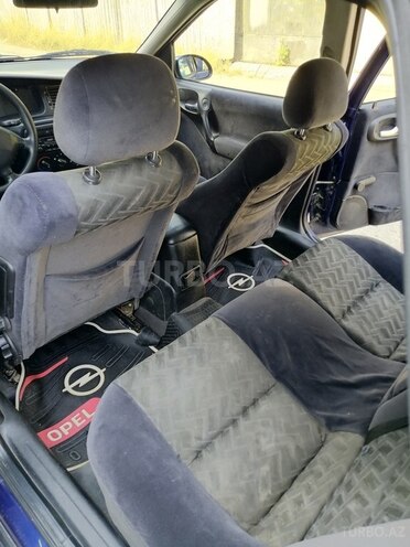 Opel Vectra 1999, 330,000 km - 1.6 l - Bakı