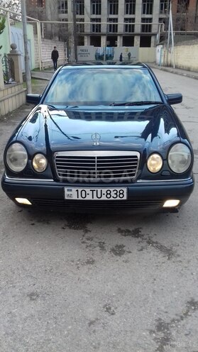 Mercedes E 200 1997, 330,000 km - 2.0 l - Bakı
