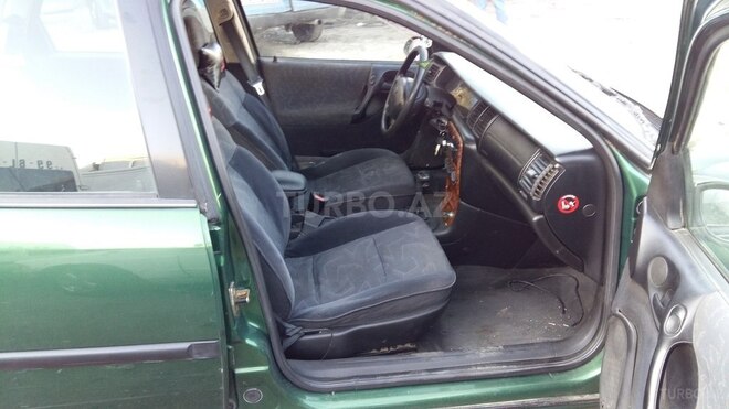 Opel Vectra 1996, 326,000 km - 2.5 l - Bakı