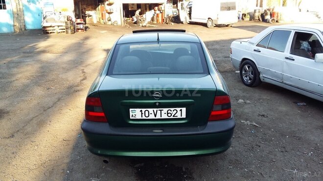 Opel Vectra 1996, 326,000 km - 2.5 l - Bakı