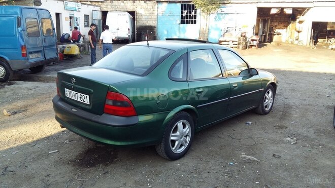 Opel Vectra 1996, 326,000 km - 2.5 l - Bakı