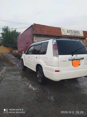 Nissan X-Trail 2002, 255,500 km - 2.0 l - Yevlax