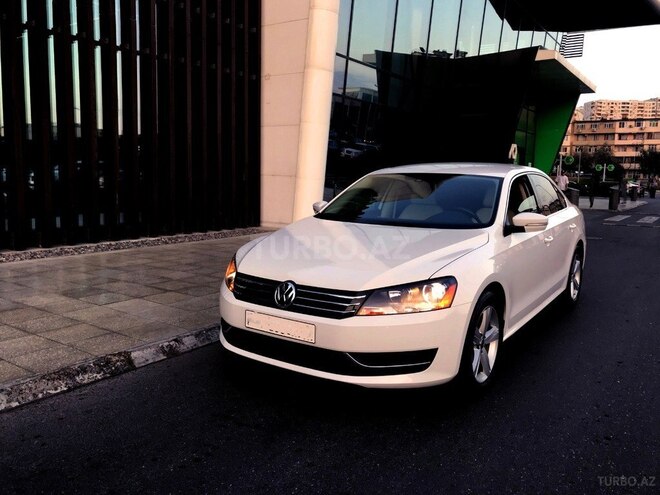 Volkswagen Passat 2015, 186,000 km - 1.8 l - Bakı