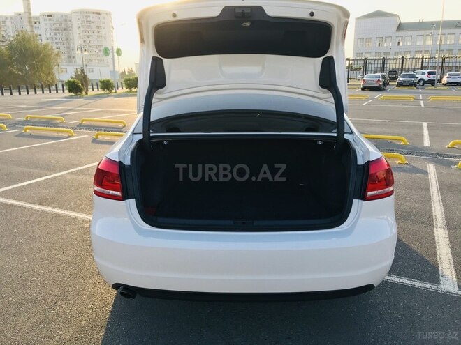 Volkswagen Passat 2015, 186,000 km - 1.8 l - Bakı