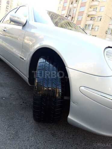 Mercedes E 270 2002, 331,000 km - 2.7 l - Bakı