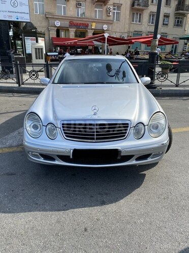 Mercedes E 270 2002, 331,000 km - 2.7 l - Bakı