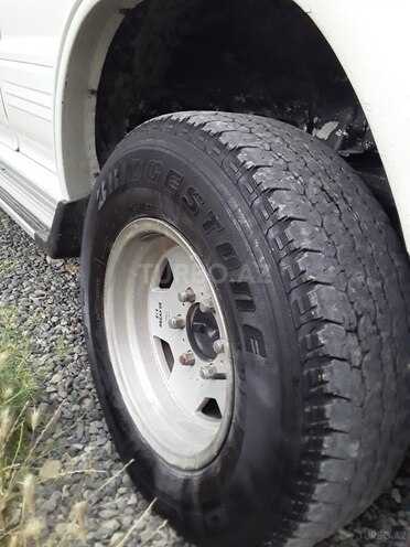 Mitsubishi Pajero 1994, 187,000 km - 2.8 l - Salyan