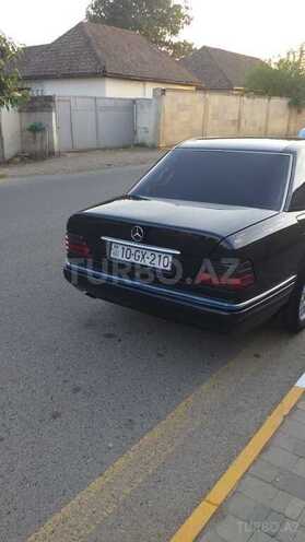 Mercedes E 250 1993, 300,000 km - 2.5 l - Masallı