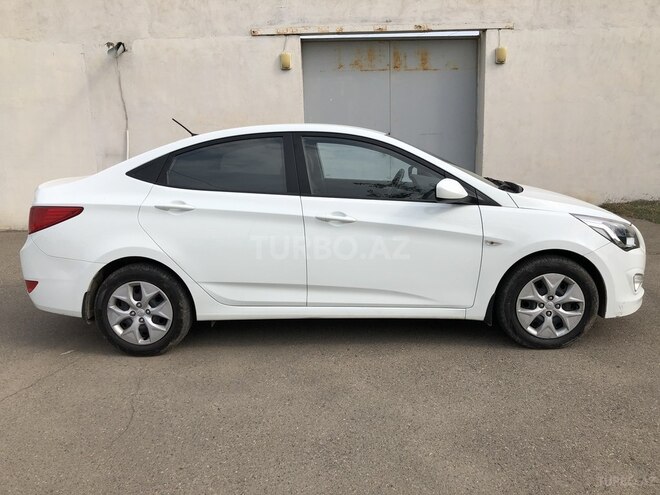 Hyundai Accent 2015, 43,000 km - 1.6 l - Gəncə