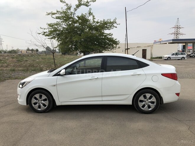 Hyundai Accent 2015, 43,000 km - 1.6 l - Gəncə