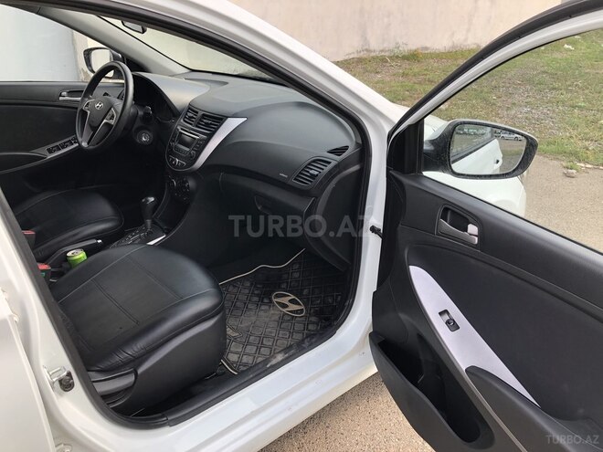 Hyundai Accent 2015, 43,000 km - 1.6 l - Gəncə