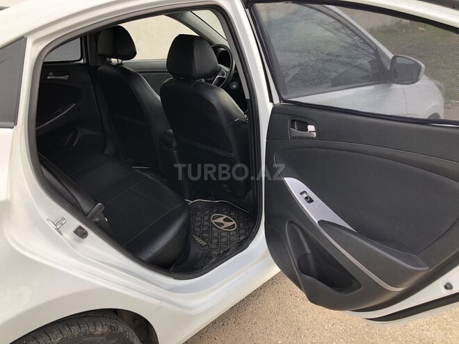 Hyundai Accent 2015, 43,000 km - 1.6 l - Gəncə