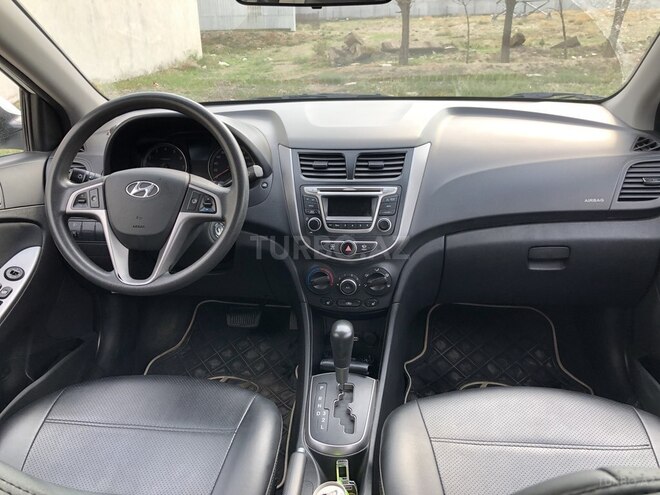 Hyundai Accent 2015, 43,000 km - 1.6 l - Gəncə