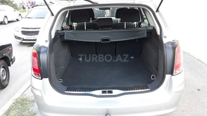Opel Astra 2005, 135,000 km - 1.4 l - Bakı