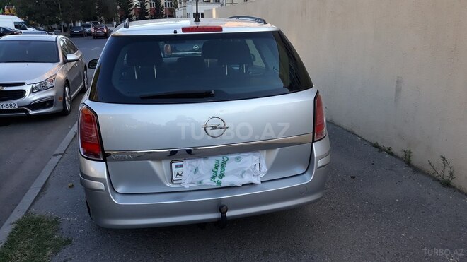 Opel Astra 2005, 135,000 km - 1.4 l - Bakı