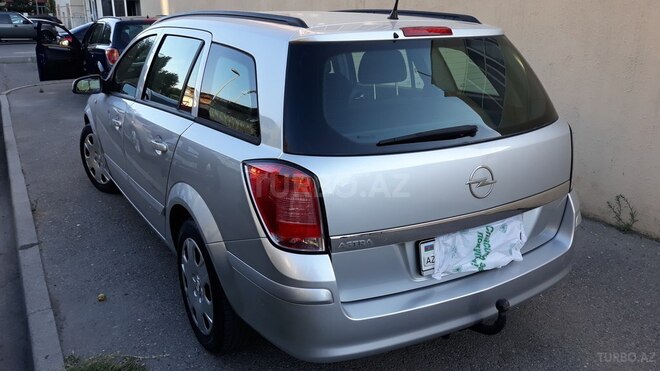 Opel Astra 2005, 135,000 km - 1.4 l - Bakı
