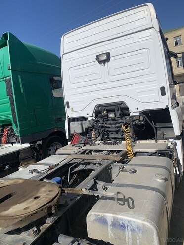 Mercedes Actros 1843 2010, 654,000 km - 13.0 l - Bakı