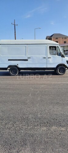 Mercedes  1990, 350,000 km - 2.5 л - Bakı