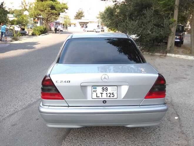 Mercedes C 240 1999, 300,000 km - 2.4 l - Bakı