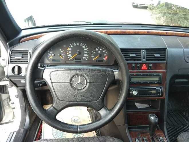 Mercedes C 240 1999, 300,000 km - 2.4 l - Bakı