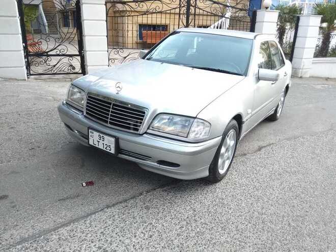 Mercedes C 240 1999, 300,000 km - 2.4 l - Bakı