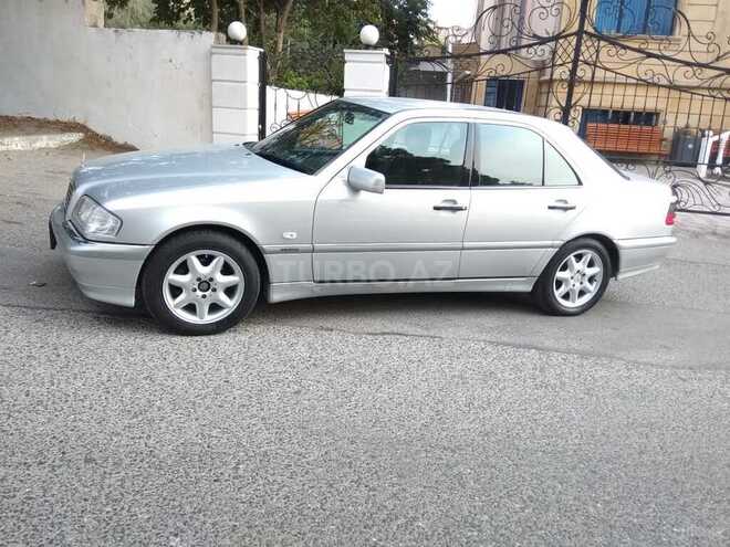 Mercedes C 240 1999, 300,000 km - 2.4 l - Bakı