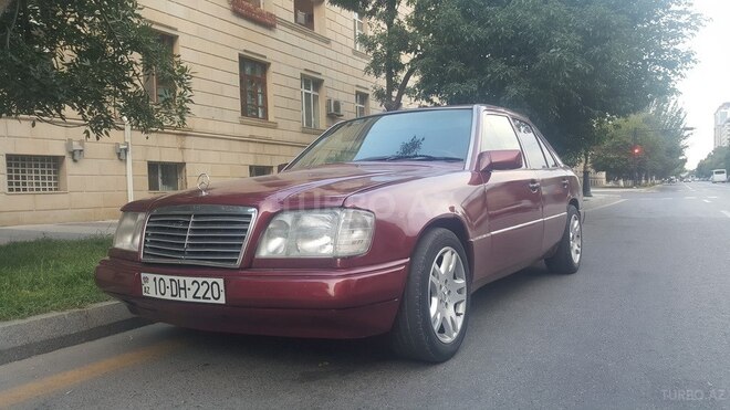 Mercedes E 220 1993, 400,000 km - 2.2 l - Sumqayıt