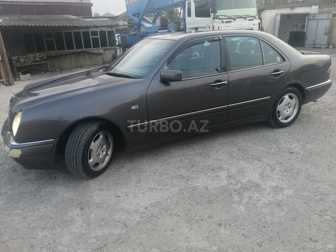Mercedes E 320 1998, 450,000 km - 3.2 l - Bakı