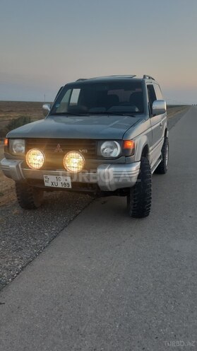 Mitsubishi Pajero 1993, 315,000 km - 2.5 l - Bakı