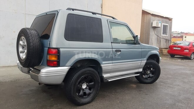 Mitsubishi Pajero 1993, 315,000 km - 2.5 l - Bakı