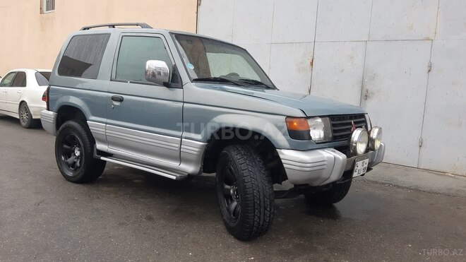 Mitsubishi Pajero 1993, 315,000 km - 2.5 l - Bakı