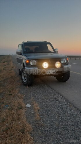 Mitsubishi Pajero 1993, 315,000 km - 2.5 l - Bakı