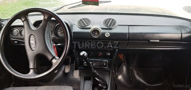 LADA (VAZ) 2106 1984, 31,325 km - 1.3 l - Ucar