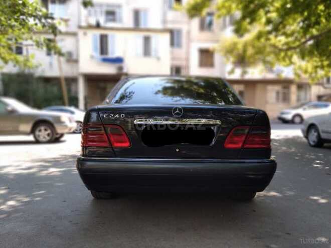 Mercedes E 240 1998, 233,300 km - 2.4 l - Bakı