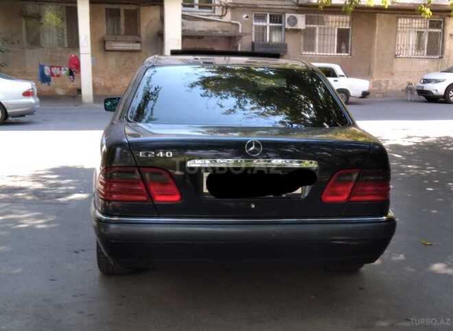 Mercedes E 240 1998, 233,300 km - 2.4 l - Bakı