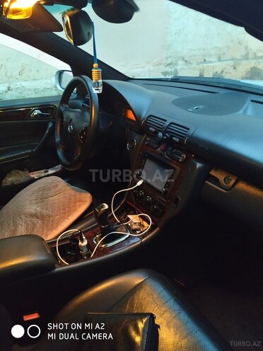 Mercedes C 220 2000, 335,000 km - 2.2 l - Bakı