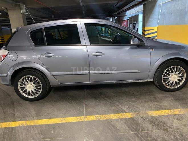 Opel Astra 2005, 176,000 km - 1.4 л - Bakı