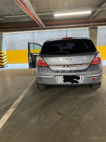 Opel Astra 2005, 176,000 km - 1.4 л - Bakı