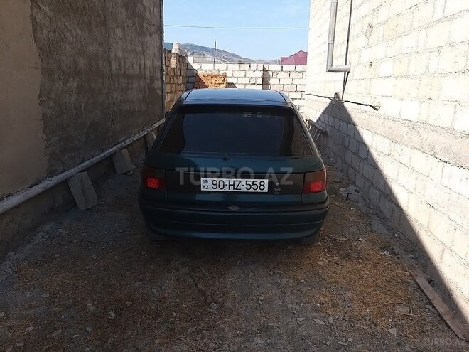 Opel Astra 1997, 286,000 km - 1.6 l - Siyəzən