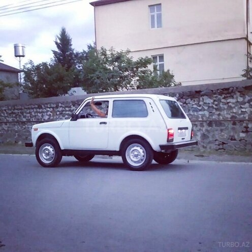 LADA (VAZ) Niva 2012, 100,000 km - 1.7 l - Zaqatala