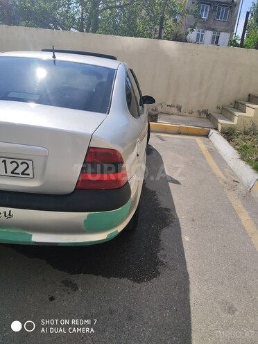 Opel Vectra 1998, 270,000 km - 2.0 l - Bakı