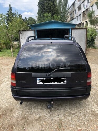Opel Astra 1994, 312,000 km - 1.8 l - Sumqayıt