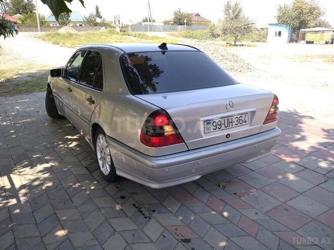 Mercedes C 220 1998, 452,806 km - 2.2 l - İmişli