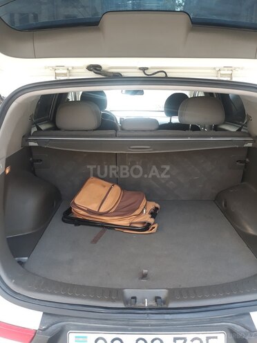 Kia Sportage 2011, 300,000 km - 2.0 л - Bakı