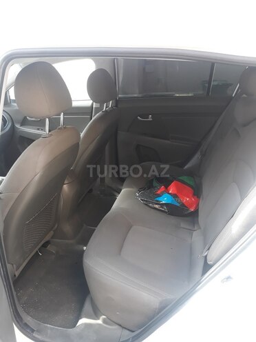 Kia Sportage 2011, 300,000 km - 2.0 л - Bakı
