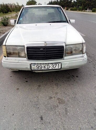 Mercedes E 200 1992, 222,222 km - 2.0 l - Sumqayıt